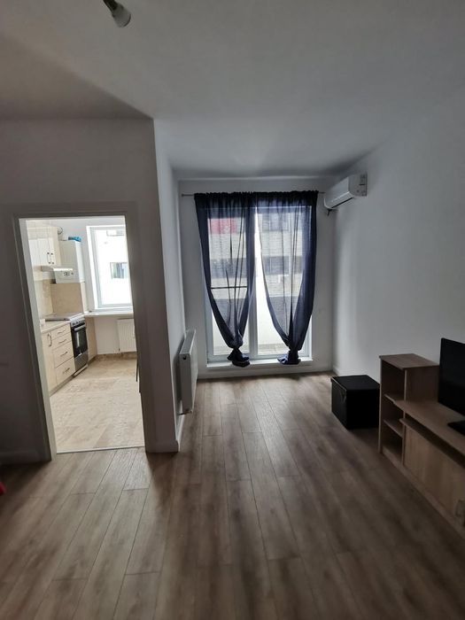 Garsoniera de închiriat