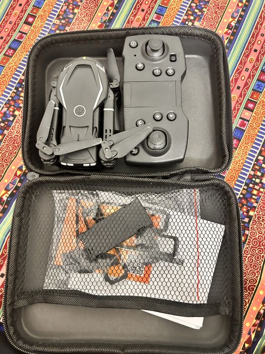 квадракоптер дрон