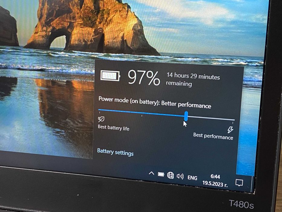Лаптоп LENOVO THINKPAD T480/s 14" i5-8250u/ 8GB/256GB NVMe/FullHD/HDMI