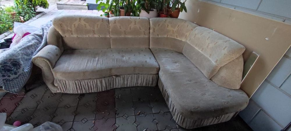 Диван угловой