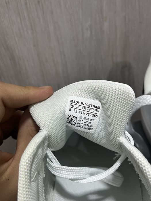 Продаю оригиналные красовки adidas superstar