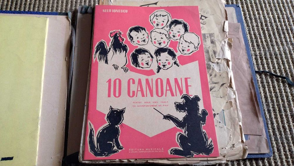 Set partituri muzicale vechi