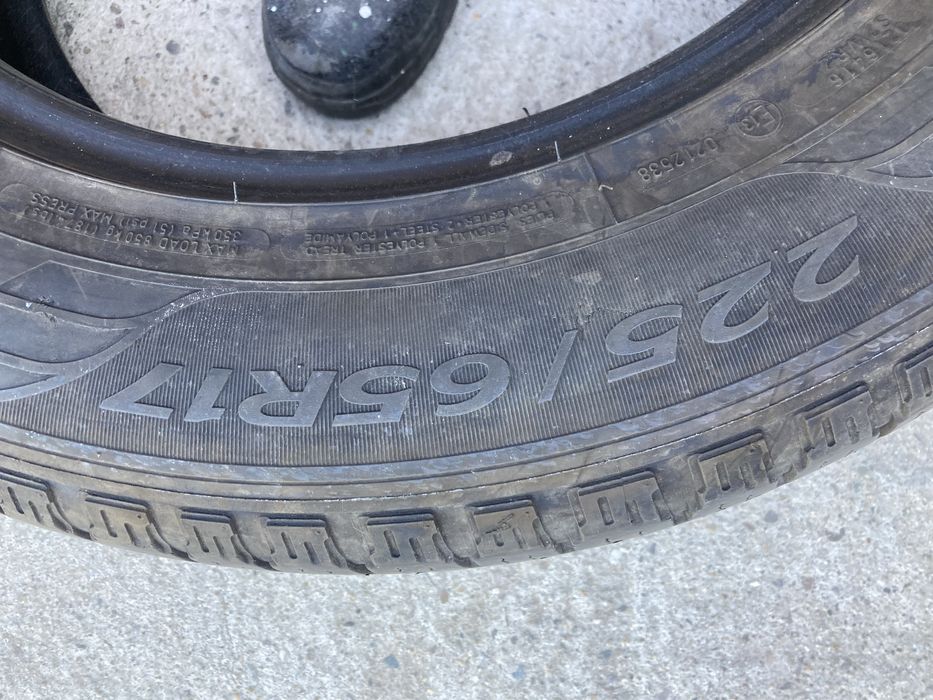 Гуми за джип 225-65-17