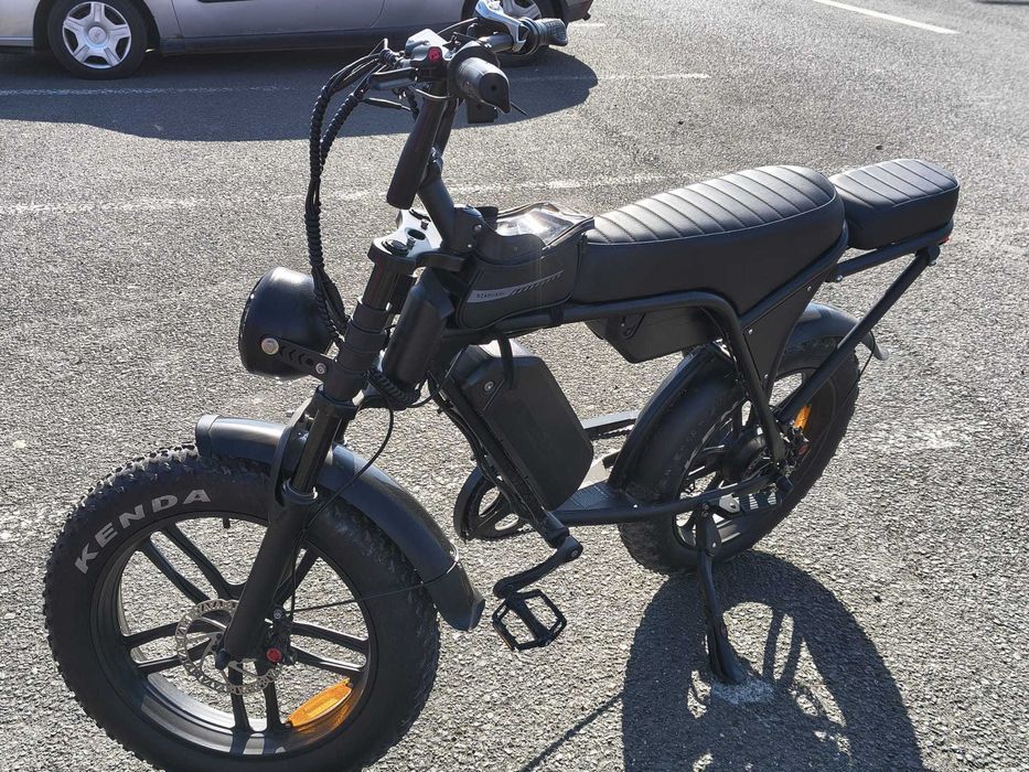 Bicicleta electrica noua