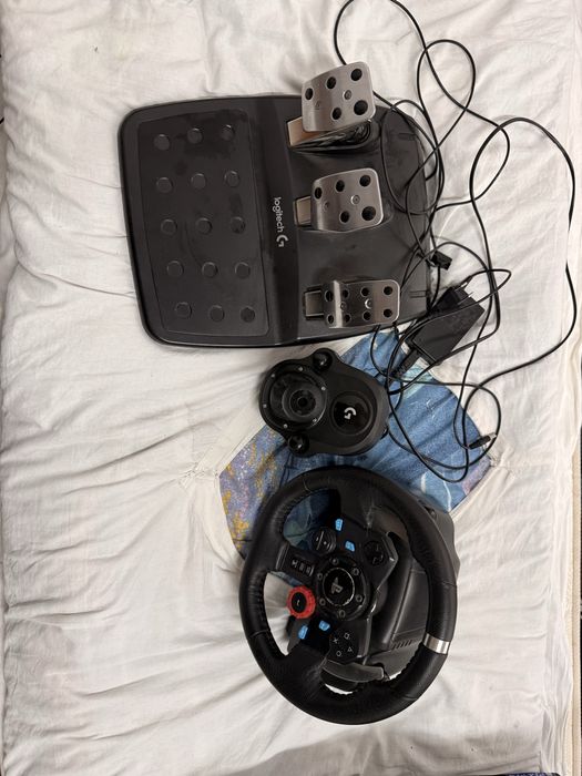 Volan Gaming Logitech G29 +schimbator
