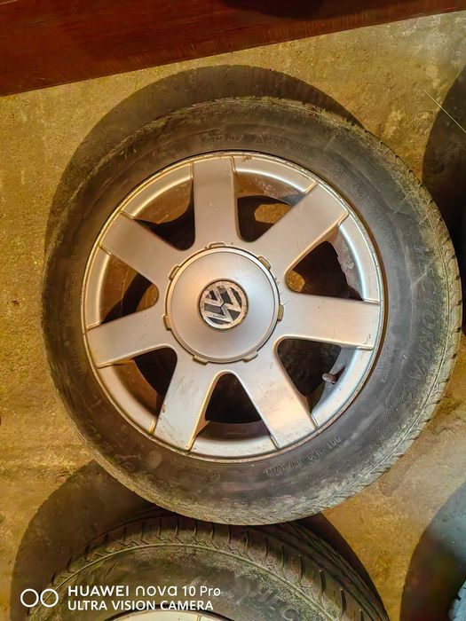 Оригинални алуминиеви джанти 5х112 15" от VW passat b5