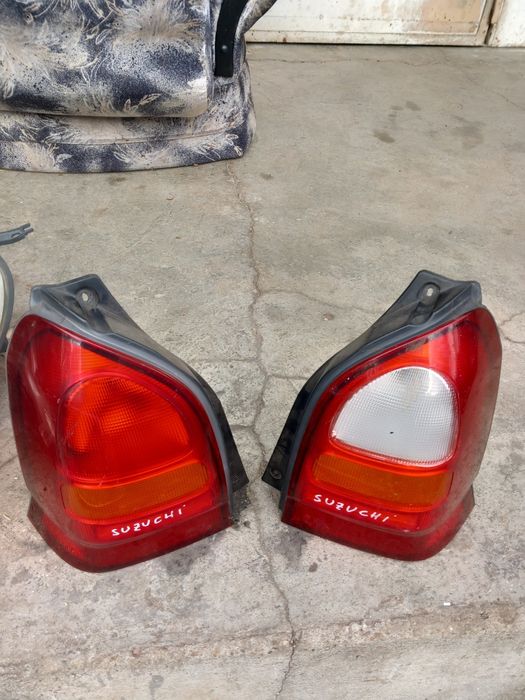 Стобове за suzuki auto от и две втора до 2005 година