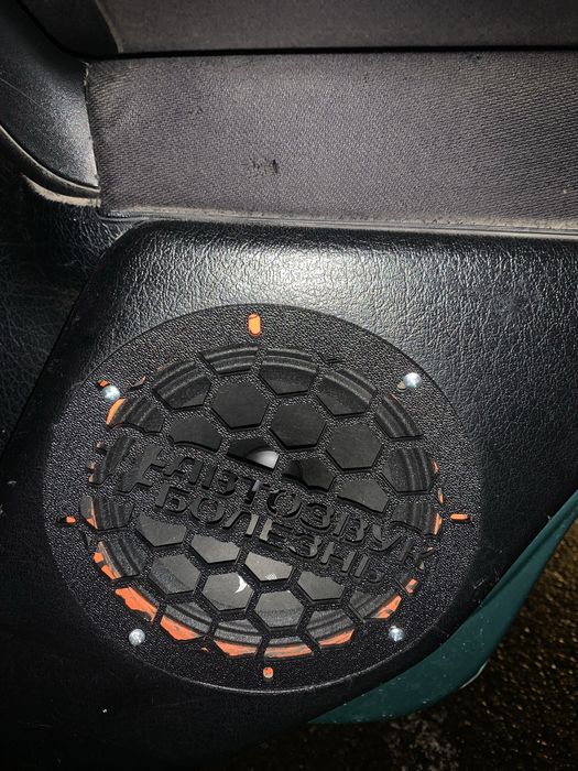 Сабвуфер и динамики