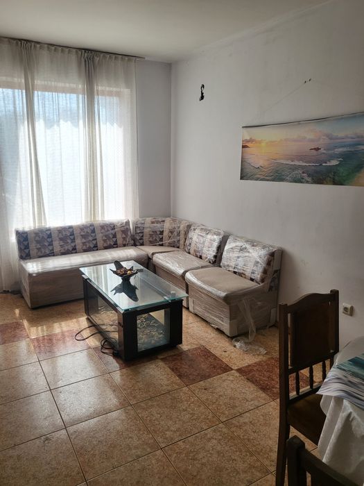 Дава се под наем Тристаен апартамент в Варна, Чайка - 105 кв.м за 663 € - Снимка #2