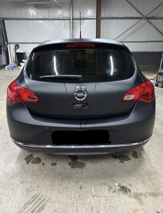 Opel Astra J Hatchback