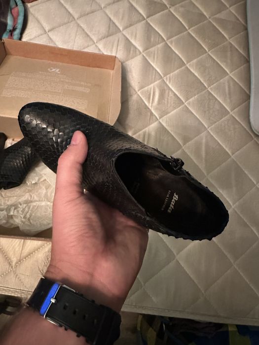 Кожаные туфли Bata 36