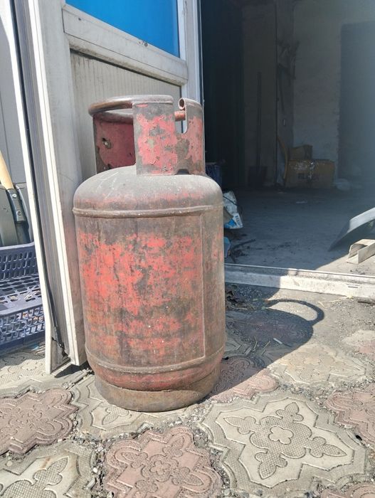 Продам газовый баллон 2500т