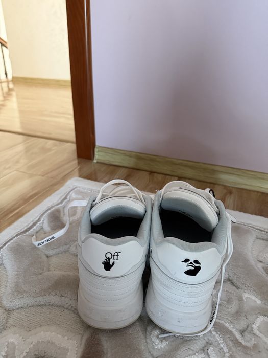 Off white out of office marimea 42