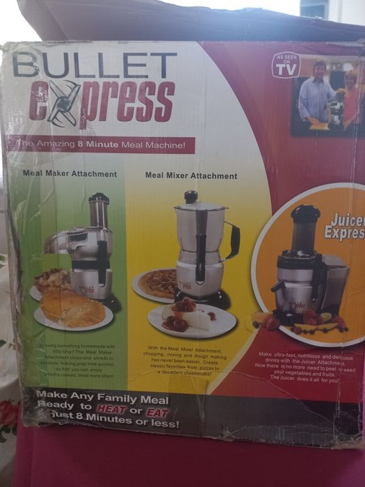 Кухонный комбайн - миксер, блендер, соковыжималка