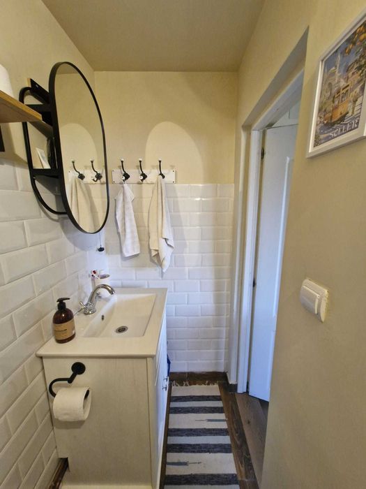 Vindem cabană la Muntele Rece