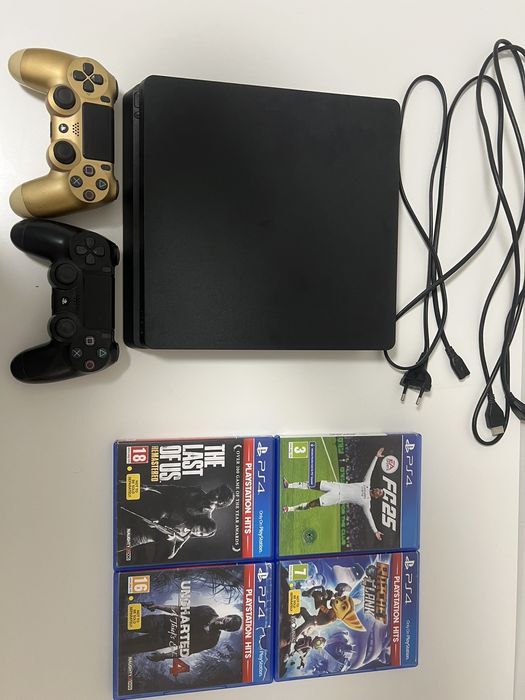 PlayStation 4 PS4