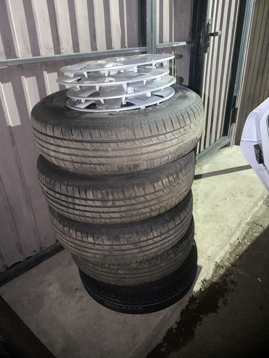 шина дичас калпак срочно сатылады новый   салоннсн алынган машинаныкя