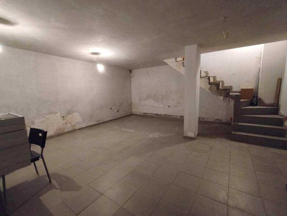 давам под наем офис в жк Редута