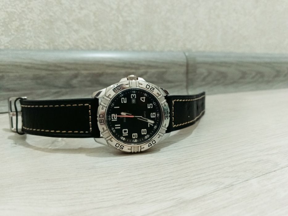 Часы наручные Festina F16495
