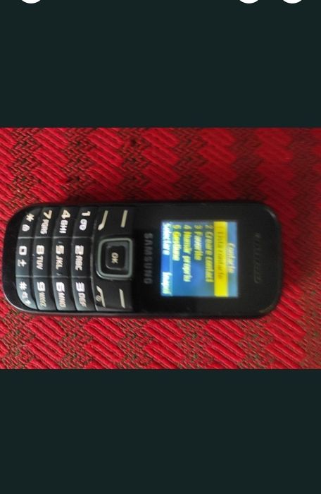 Telefon mobil cu taste, mic, robust și foarte practic, in bună de funcționare