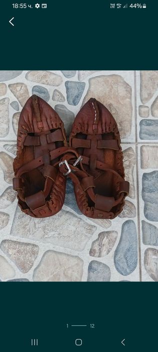 Детска ризка, цървули и колан за народна носия