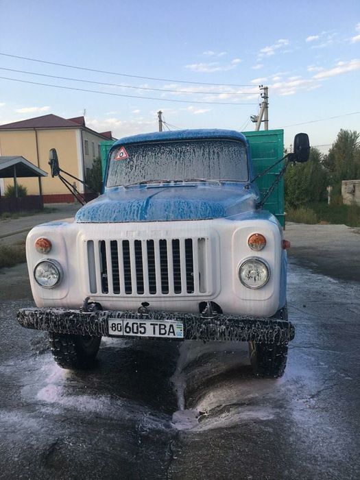 : GAZ 53                 .