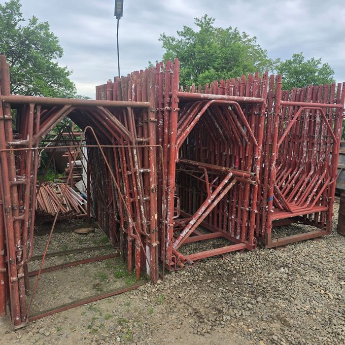 Schela metalica, vând și închirieriez!