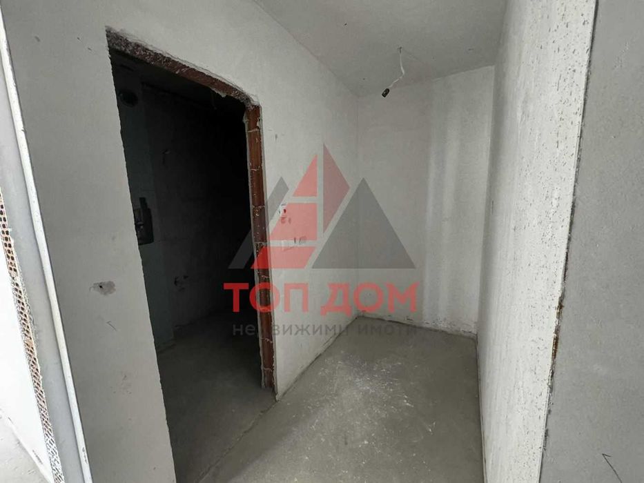 Продава се Едностаен апартамент в Варна, Виница - 70 кв.м за 1400 €/кв.м - Снимка #2