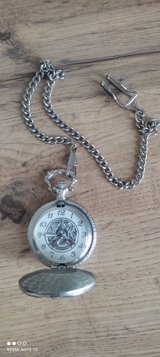 Продам корманные часы.