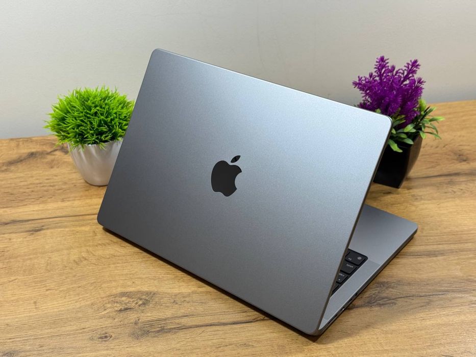 MacBook Pro 2023 M2Max 32gb/1Tb