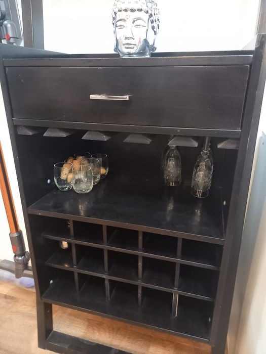 De vânzare mini bar