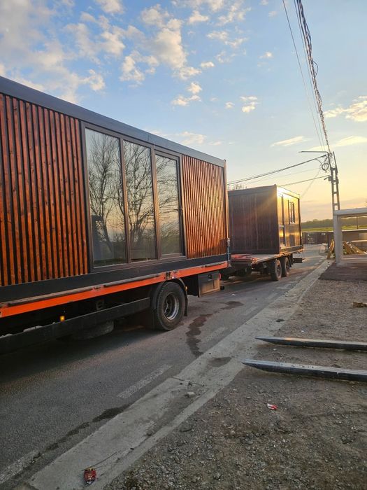 Container modular standard

Denumire produs: Container modular locuibil

Dimensiuni exterioare:

Lungime: 6,00 m

Lățime: 2,40 m

În