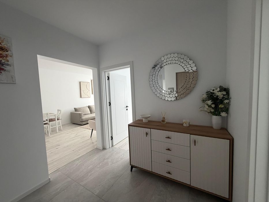 De inchiriat apartament 3 camere NOU - premium