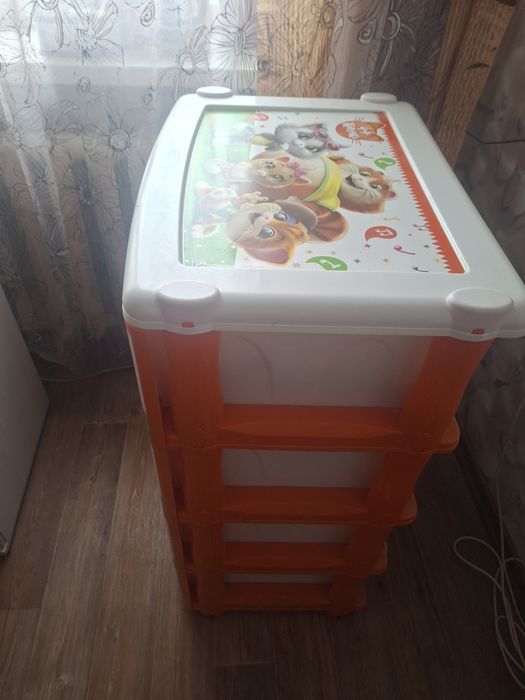 Комод детский. б/у