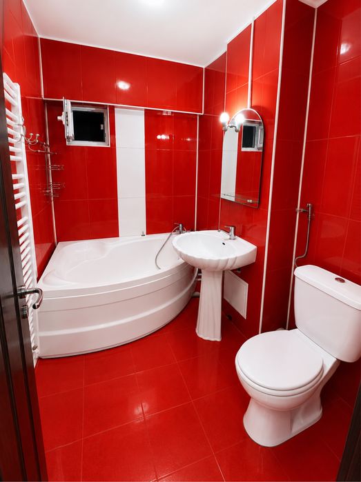 Inchiriez apartament 3 camere ultracentral