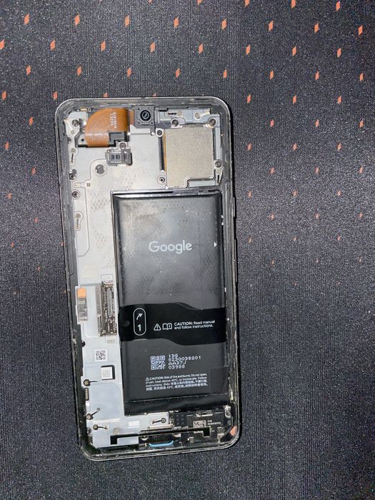 гугл пиксель 8 продам