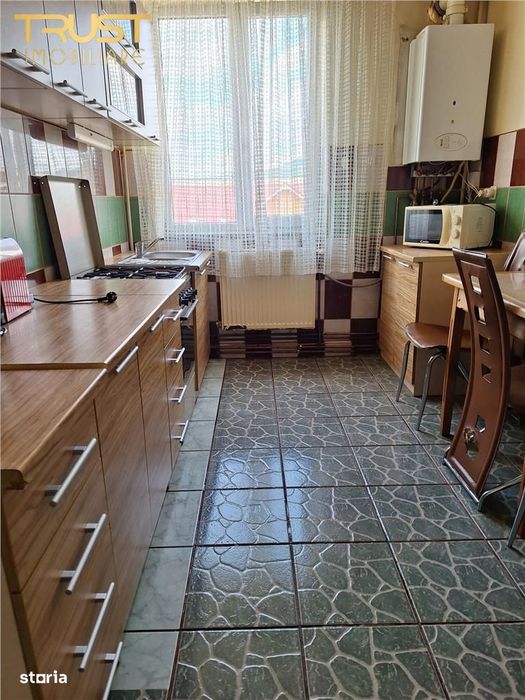 Ap 4 camere, Calea Moldovei, zona Han