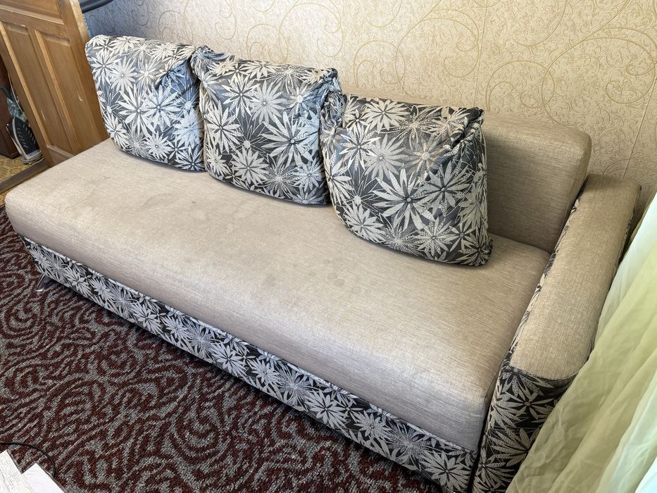 Продам диван + кресло