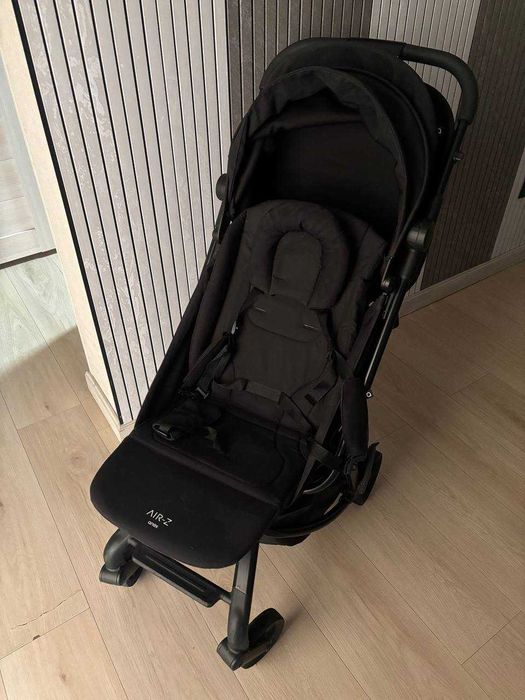 Продам детскую коляску Anex AIR-Z