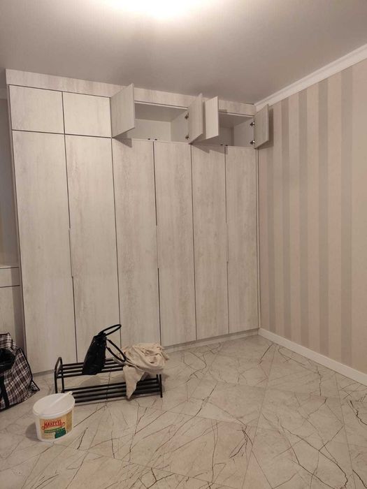 Продам 4х комнатную квартиру