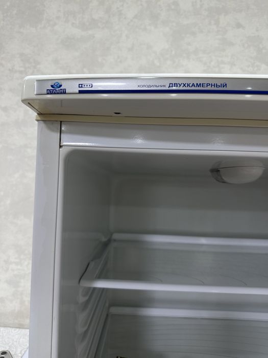 Продам холодильник атлант.