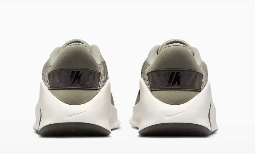 Продаются новые кроссовки Nike Flex Train (размер 45 / 11,5 US)