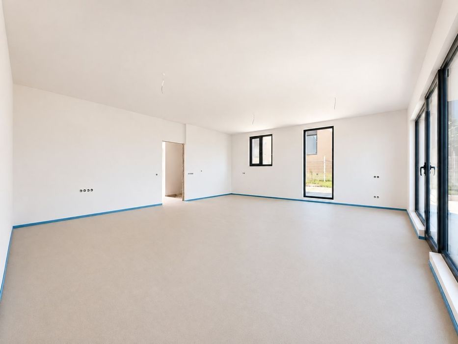 Продава се Къща в с. Лозен, Област София-град - 434 кв.м за 1934 €/кв.м - Снимка #7