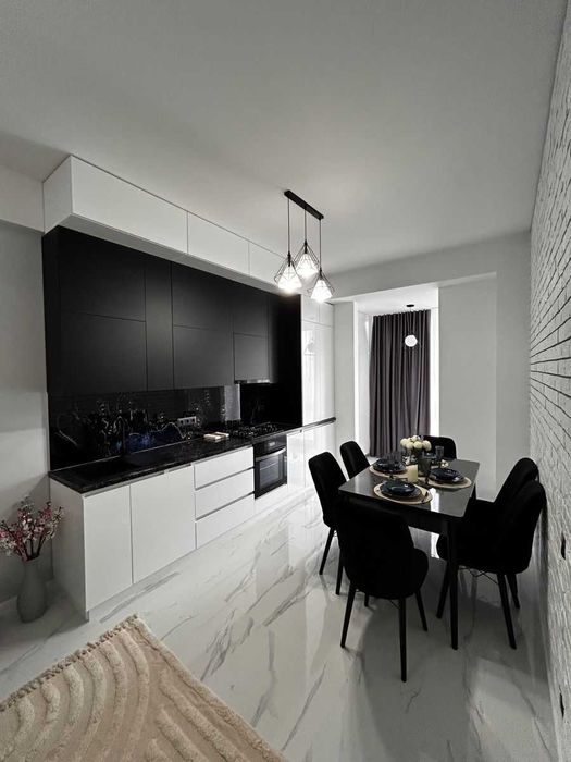 Дава се под наем Двустаен апартамент в Пловдив, Младежки Хълм - 61 кв.м за 350 € - Снимка #2