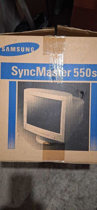 Монитор с кинескоп