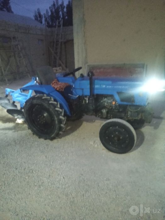 Mini tiraktir fengshou Hitoy 250 sotiladi garantiyasi bor
