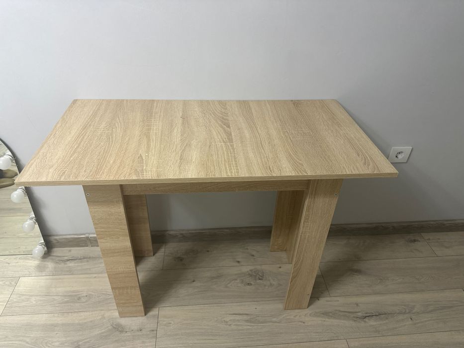 Стол айнасымен сатамын