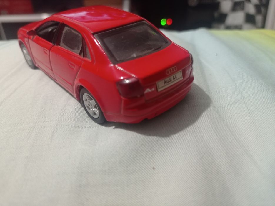 Продам машину машинки модельки