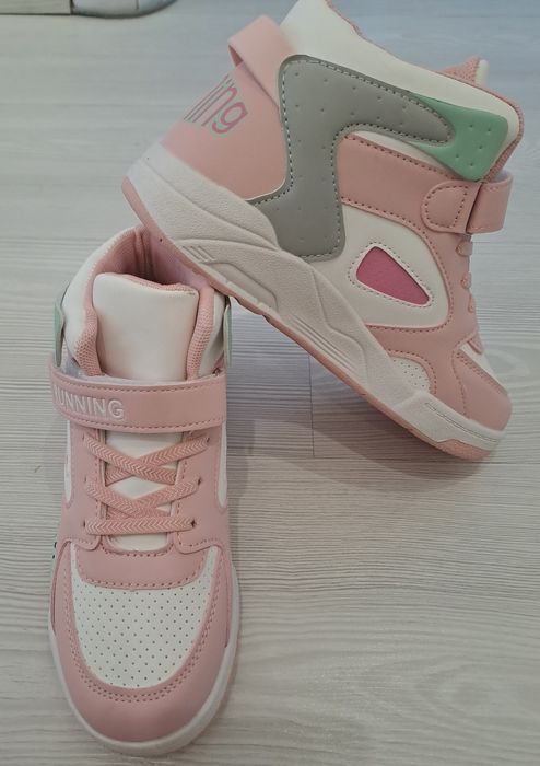 Детски кецки за момиче