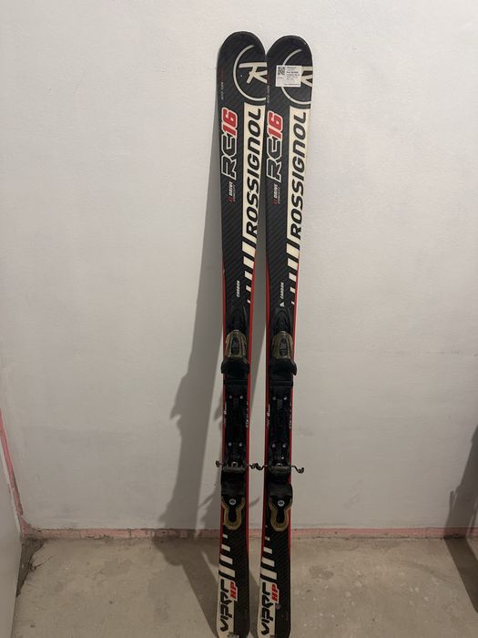 Schiuri second-hand în stare foarte bună (Salomon, Head, Blizzard, Rossignol, Dynasta